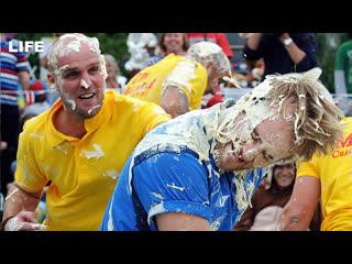 battle of cakes in gorky park