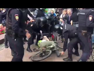 beating by the police of a lying