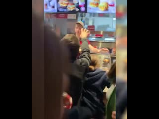 fight for free burgers